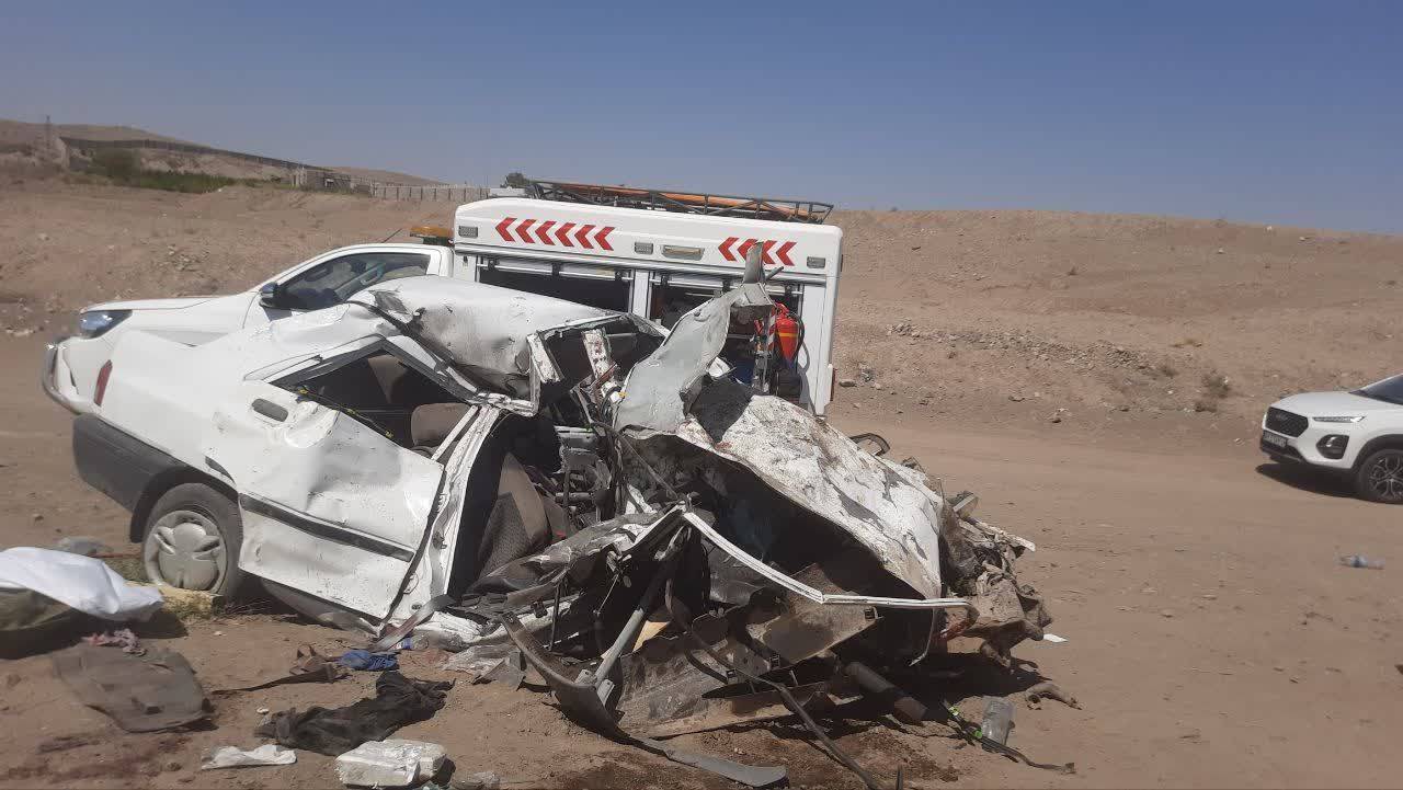 ۱۰ مصدوم و جانباخته در تصادف پراید و ون در محور قم -سلفچگان